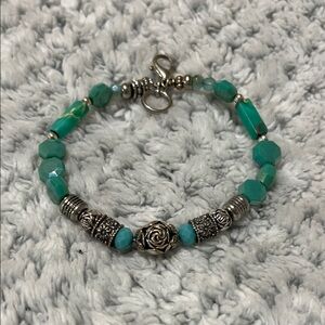 Elegant Turquoise and Silver Bracelet